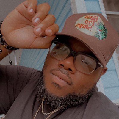 ItsjustAlexduh's profile picture. Your Favorite Diabetic 😝❤️ #WeightLostJourney #AkaTiktokFamous