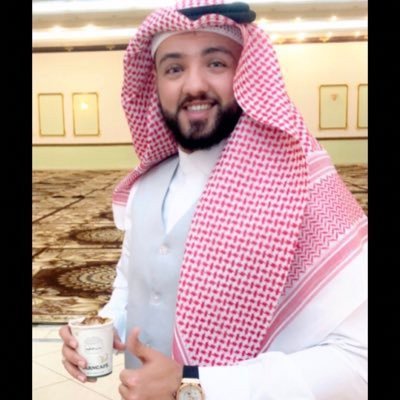 ayedhamdan10's profile picture. ▪مثل النجم القريّب ، بس ماتوصله