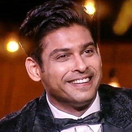 MoumiBanerji's profile picture. Sidharth ki Deewani hoon!! I follow anyone who genuinely loves Sidharth.
Will Love you so much always Sid 💕❤ Miss your smile, witty replies, your everything 🥺