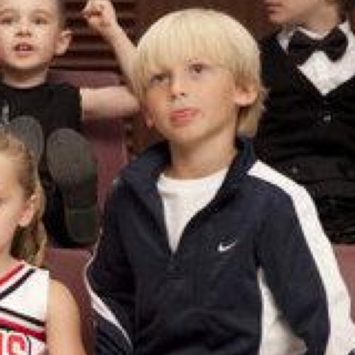 toddlerSamEvans's profile picture. I like apple juice and dinosaws.