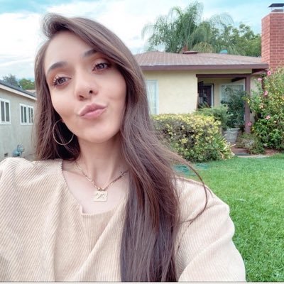 @yaaanney