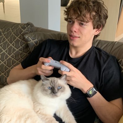 LANCHEC_Tom's profile picture. Young biology student at the university of Strasbourg