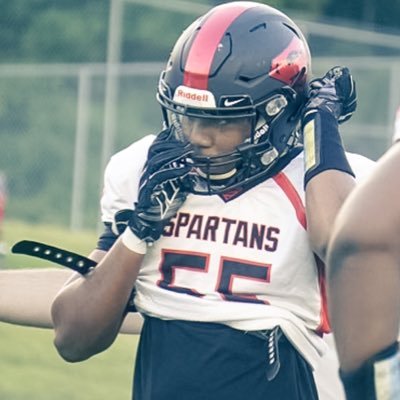 Southern high school | class of 2023 | 6’2 232lbs | “distraction comes with defeat” | God 1st🙏🏿