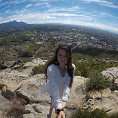 KhiarMaya's profile picture. 