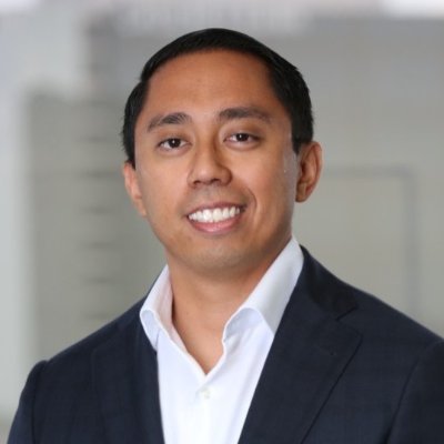 RollynSReyes's profile picture. Investor | Web3, AI, Fintech, Energy | Wharton MBA