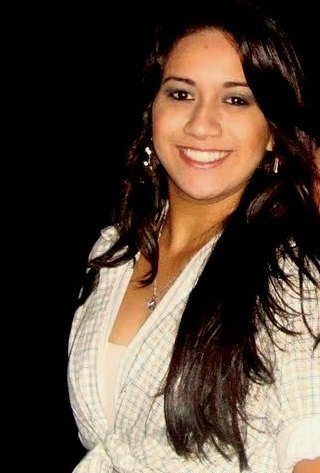 Ser feliz é reconhecer que vale a pena viver, apesar de todos os desafios, incompreensões e períodos de crise.