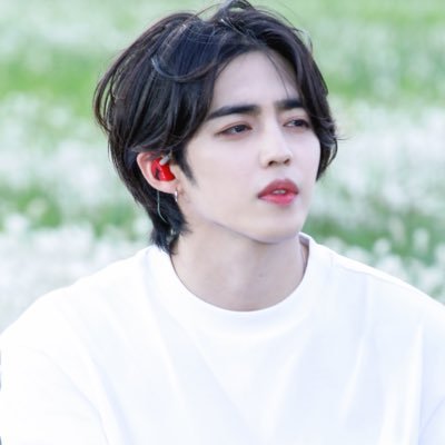 account dedicated to scoups pics on my phone 🍒