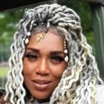 konomi1's profile picture. Spoken Word performances, voice overs and working on a romance poetry book. Also owner of Name That Chocolate, personalized candy bars for all ocassions.