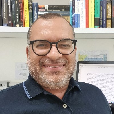 Computational Chemist. Professor at the Federal University of Rio de Janeiro, Brazil. Interests: Structural Biology; Medicinal Chemistry; Molecular Simulations.