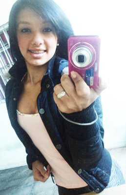 .. mesmo que nada funcione, eu estarei de pé de queixo erguido ;]*
http://t.co/RX7wpEviyS