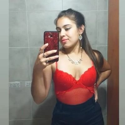 🌺Al final lo que más se le parece al amor, es la falta de lo que nos hicieron creer y la sobra de lo que nos atrevimos a sentir 🌺