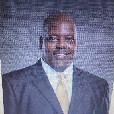 Husband•Father• Men’s Basketball Coaching Staff at Alabama State University /3X AHSAA State Champion 🏆 🏆 🏆/ University of Alabama Basketball Alum (84-87)