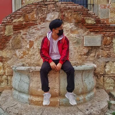 Me llamo Amicis, con acento en la A.