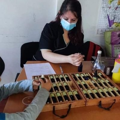 ElisaGalvezEs's profile picture. Colinana Psicoterapeuta y gestora social Emprendedora, ecofeminista, madre y ante todo #mujer 💜 #colina #ImaginaColina