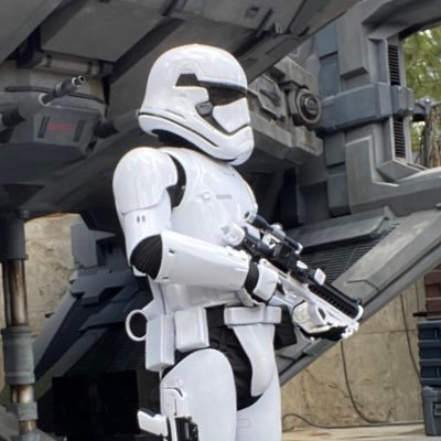 PS5 gamer | MCU mega fan | StarWars nerd | Dad | @pvluk design manager | NNID/PS5:wesearp