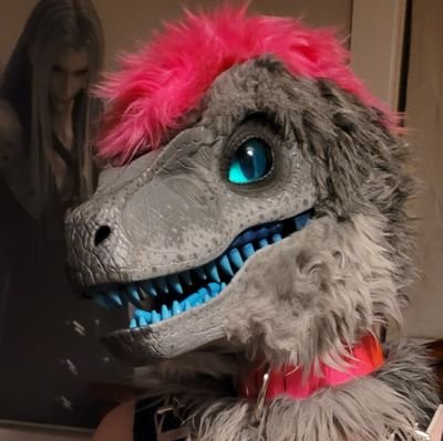 Friendly Poly Pan Queer Gothy Raptor. UK. Level too old... Likes to party and lewd things. Really bad at spelling! Beginner Fursuit maker. Open for messages 💙