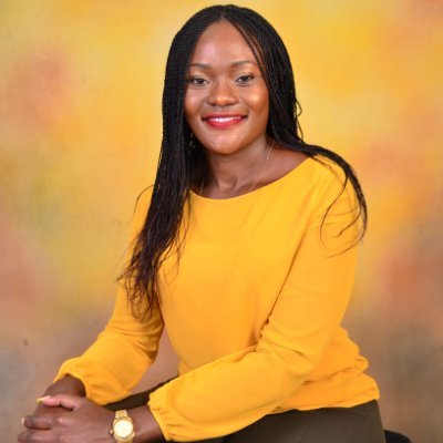 elizabeth_ogal's profile picture. 