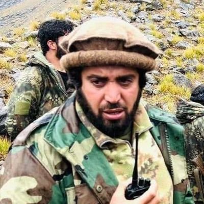 هر کی زنجیر اسارت بشکند بر او درود⚒
دوست دارم آنکه آزاد است و آزادی سرود📢