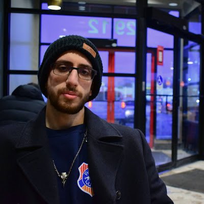 SaroHart's profile picture. 