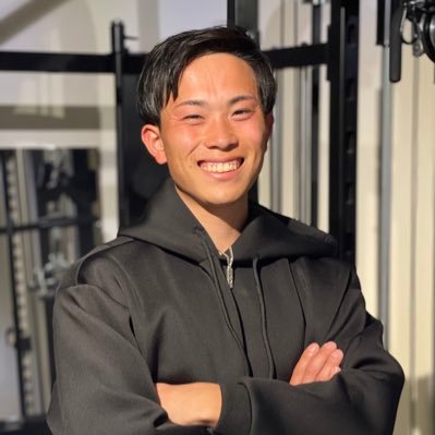 「あなたの根本の姿勢を見直します」       ▫️パーソナルトレーナー兼整体師 ▫️腰痛・肩こり・猫背・ストレートネックを運動療法で解消 ▫️筋膜リリース ▫️ボディーメンテナンス . ▫️VALXスクール1期卒業生 ▫️ダイエット＆ビューティースペシャリスト  気になる方はコメント下さい📝