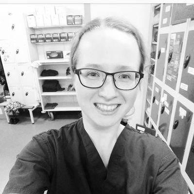 Rebecca the Clinical Librarian 💙