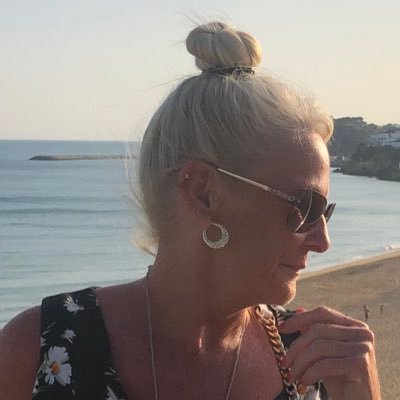 SharonM19386626's profile picture. 