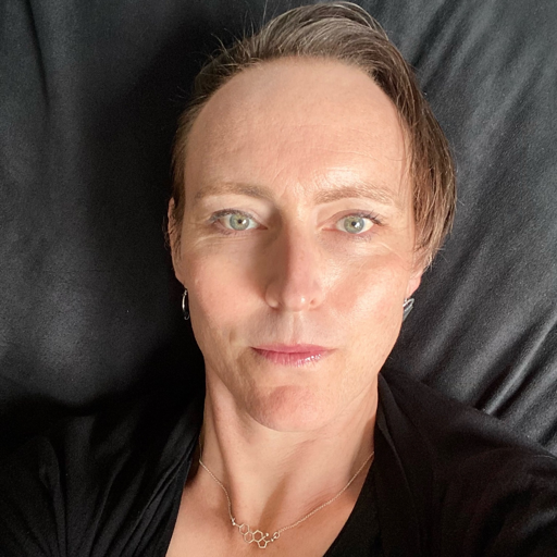 Lighting & Video Designer for opera & dance. Amateur musician. Lover of fashion, design, & art. Published author (under different name). Creator of @Drafty_App