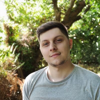 🇫🇷 Senior fullstack developer at @TweetHunterIO, @TaplioHQ
🙋‍♂️ I share everything I learn and build
✍️ Writing Senior developer guide
Follow me for advices