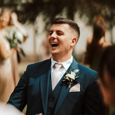 DockoAd's profile picture. You may not be confident on the inside, but make sure you are on the outside.