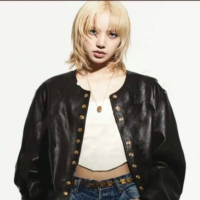 PKlovelalisa's profile picture. 