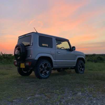 aoyasu7jb64's profile picture. 2020年3月JB64 XC MT シルキーシルバーM発注。 2021年3月納車。 2021年4月、自身の不注意による事故で全損、同グレード、同色を再発注。 2022年9月納車。2台分合わせて納車待ち2年5ヶ月。自称誰よりもJB64納車待ちの辛さを知る男。その分今は幸せ😀