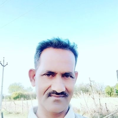 यह मेरा एक मात्र  ट्विटर अकाउंट @chaturvedi67  है l