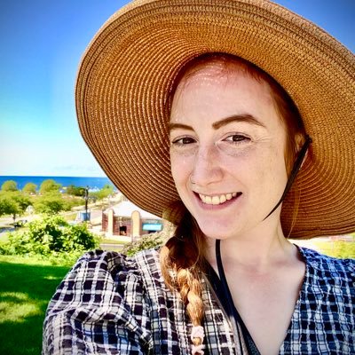 GIS professional 🌎🗄 I love Star Wars, the Great Lakes, and racial & gender equality | part time cheesemonger, full time weirdo (she/her)