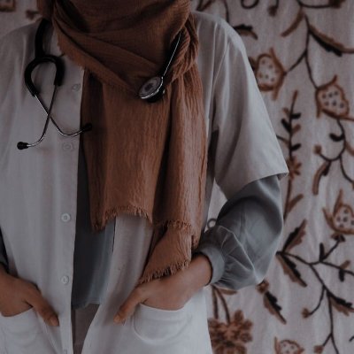 Muslima 🧕
SriLankan 🇱🇰
KGHS
Medical student of UOP
Aspiring to be a doctor 👩⚕️
Kdrama addict 🥰
Allah doesn't Burden a Soul beyond it can bare ✨