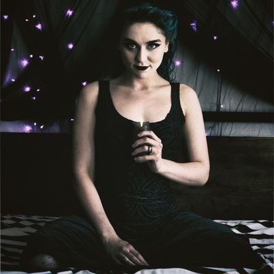 SkullKidPoles's profile picture. Artist 👩‍🎨
Pole Dancer 👠
Dog Groomer 🐩
Vegan 🥑
Ex Mormon 💅