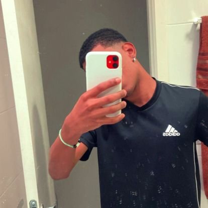 _mayconmiller's profile picture. Falando novamente ao povo, Jesus disse: Eu sou a luz do mundo. Quem me segue, nunca andará em trevas, mas terá a luz. João 8:12 @FluminenseFC