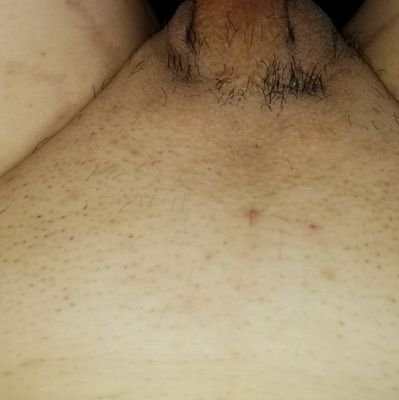 SJBqYwHpMhkbql0's profile picture. 174/86 42歳　サロンで脱毛中

休日は温泉に行ったりしています