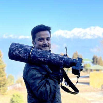 Nature Photographer, Wildlife enthusiast, a traveller,travelogue Writer....finally a Banker....