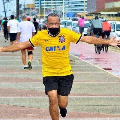🇧🇷🇧🇷🇧🇷🇧🇷
Brasil 
-Corinthians

-Real Racing 3

-Cedo ou tarde você descobrirá a diferença entre saber o caminho e percorrer o caminho.
