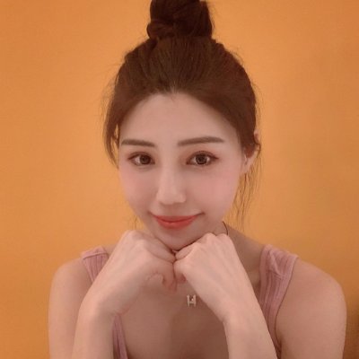 diahnuraieni's profile picture. I collect smiles, and then I give them away!