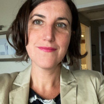 Professor of Ecological Economics @SRILeeds. Associate Director @wateratleeds ✊️👩🏻🎓💦 💚✌️