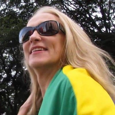 Pizzi2411's profile picture. 🇧🇷 Simplesmente pró-Brasil e anti- comunonarcolulopetistas.
