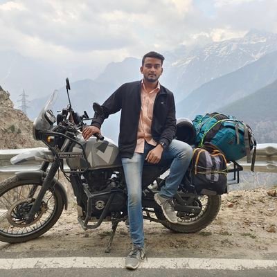 Advocate, Registered with Delhi Bar Council and practising Lawyer at Apex Court of India