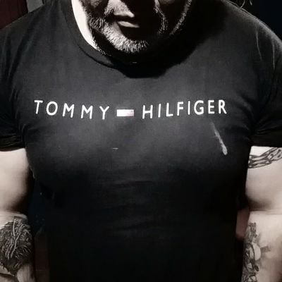 Ellpeculiar's profile picture. 