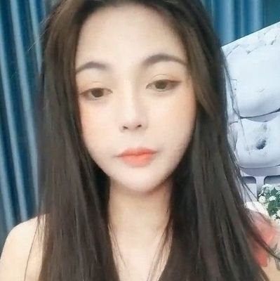 Alice54686161's profile picture. 