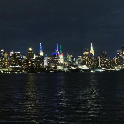 BLedgee's profile picture. 