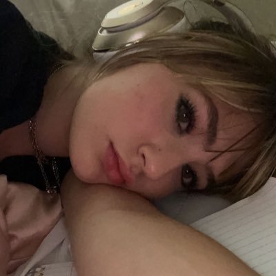 hells1bell's profile picture. 