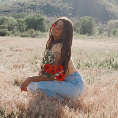 thesarahpardo's profile picture. what’s up