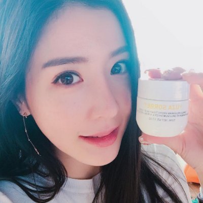 linda88593510's profile picture. The unreachable star is always the brightest