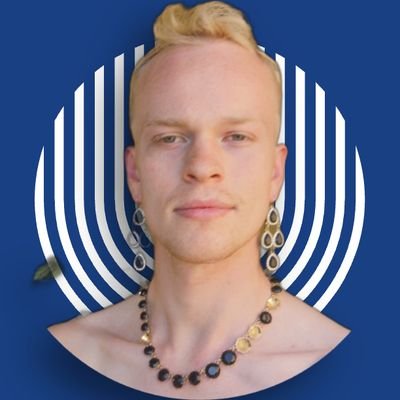Event Coördinator & Operations Technicalist and Brand Developer working with (Queer) Arts, Culture & Society